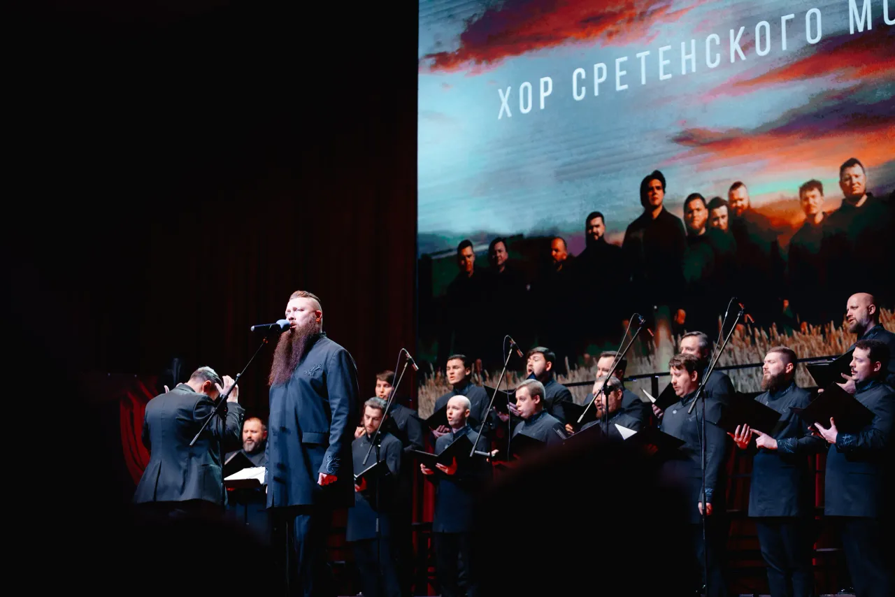 Хор Сретенского монастыря, кадр 8