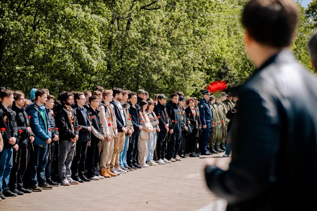 Митинг 9 мая, кадр 12