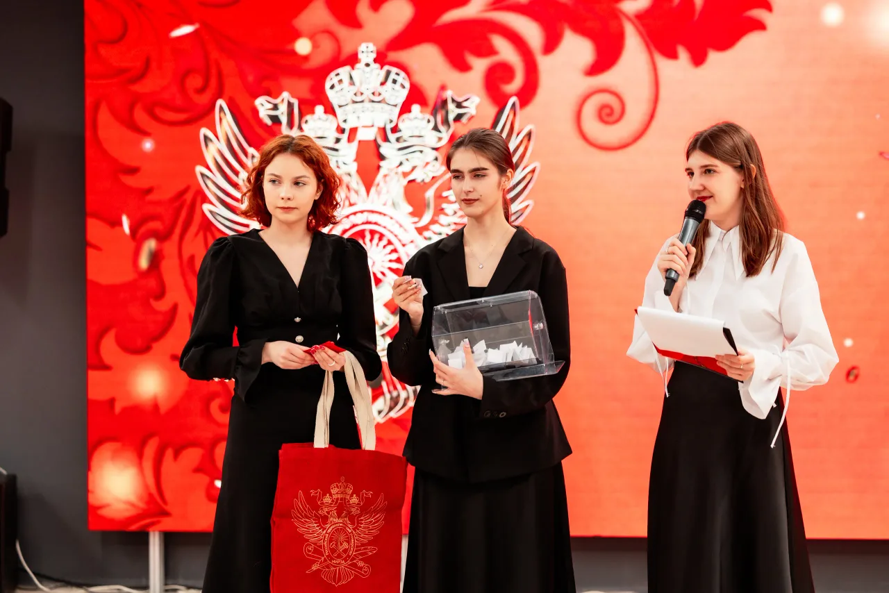 Студент и преподаватель года, кадр 33