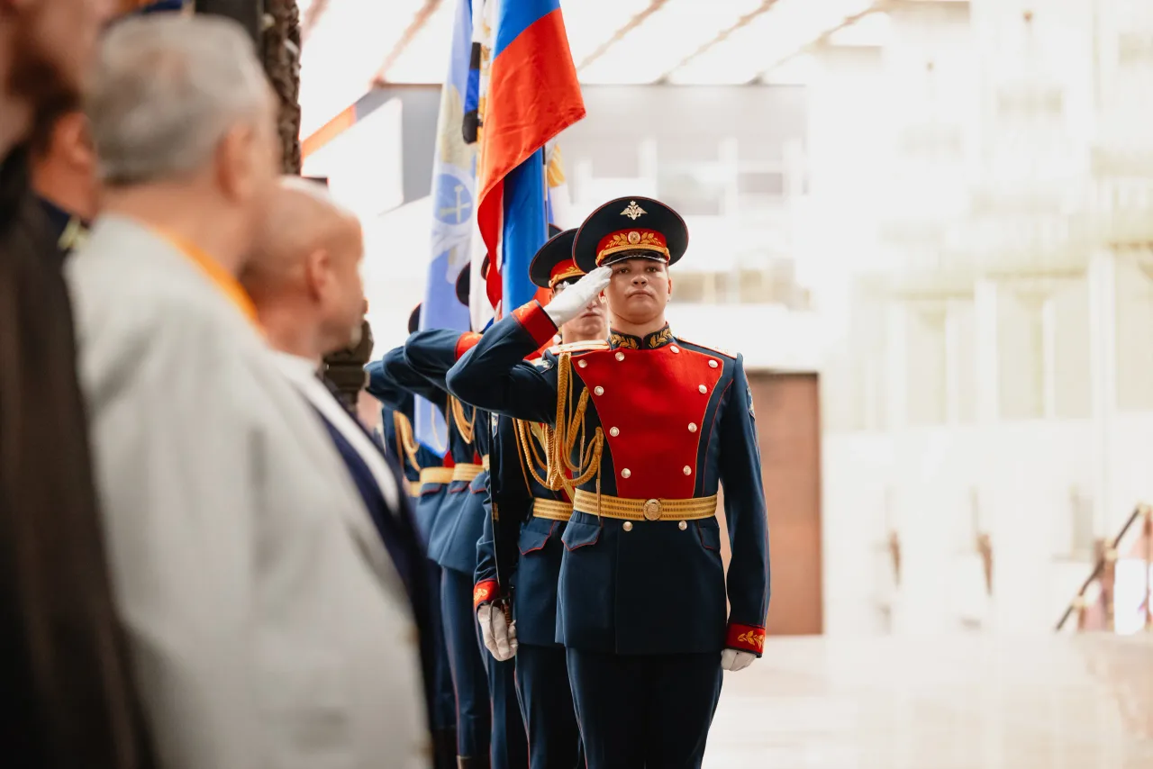 Вручение погон, кадр 2