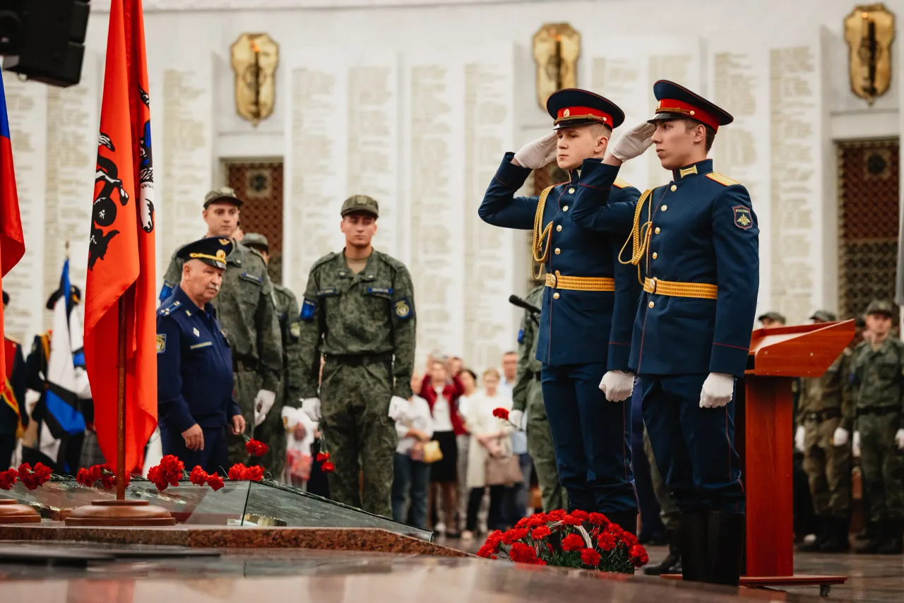 Вручение погон, кадр 23