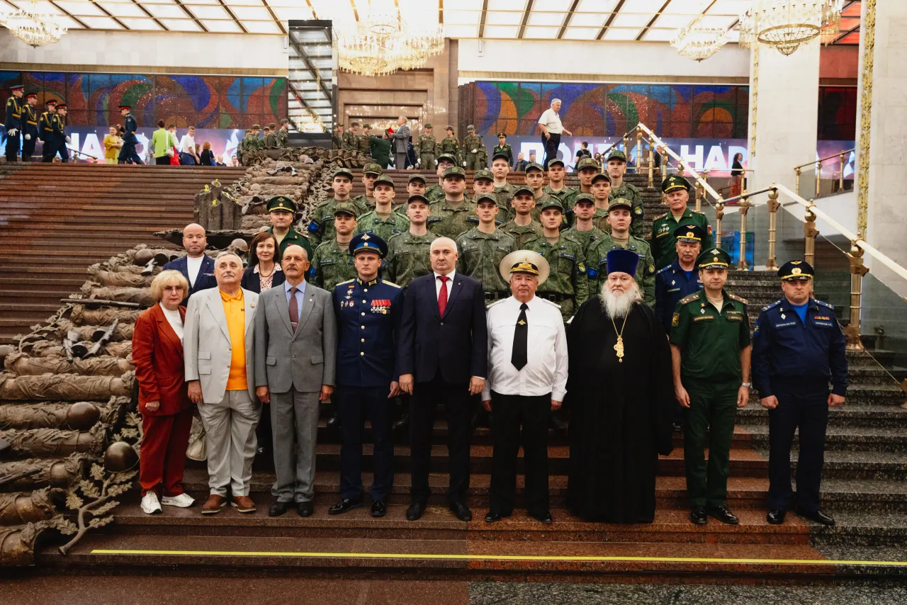 Вручение погон, кадр 26